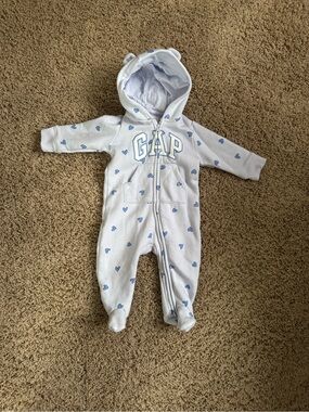 GAP White Hooded Footed One-Piece with Light Blue Hearts